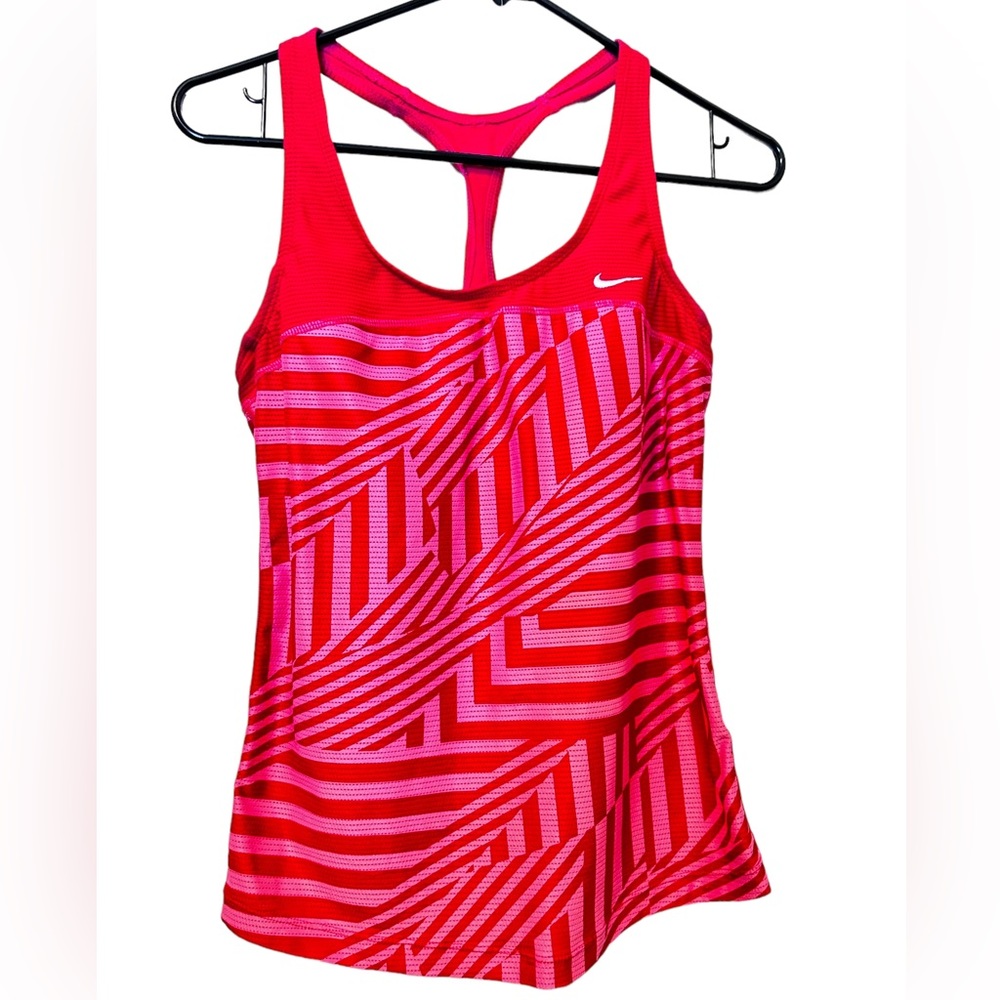 Nike Tank Top Adult Small Women's Pink Built-In Bra Dri-Fit Active Sleeveless.